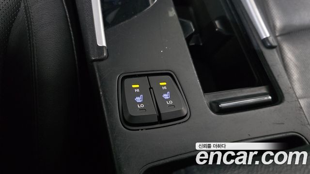 Hyundai Sonata 2011 — photo 15