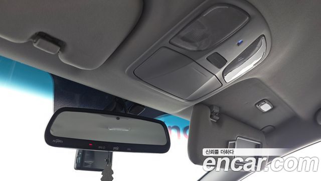 Hyundai Sonata 2011 — photo 17