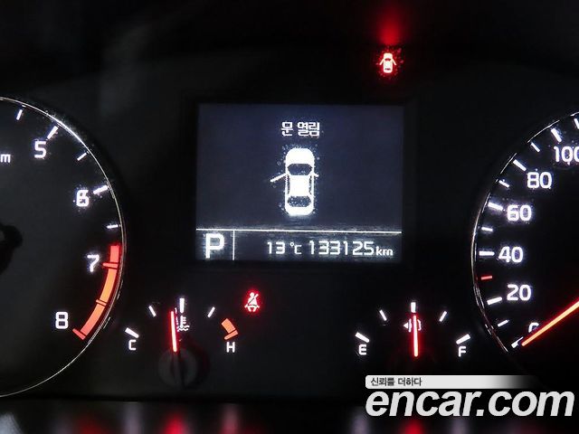 Kia K7 2016 — photo 8
