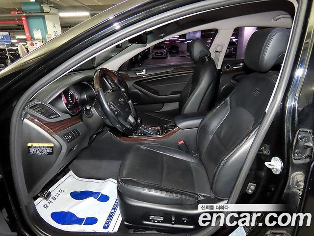 Kia K7 2016 — photo 18