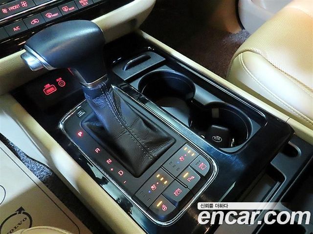 Kia Canival 2017 — photo 12