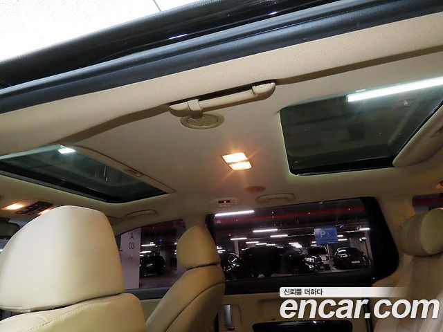 Kia Canival 2017 — photo 15