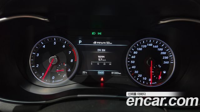 Genesis G70 2018 — photo 11