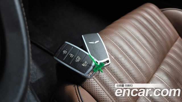 Genesis G70 2018 — photo 21
