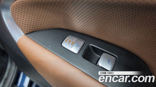 Genesis G70 2018 — photo 22