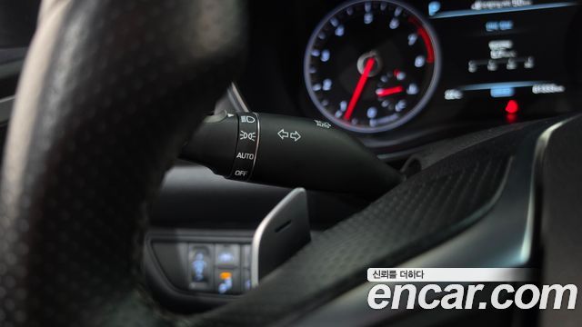 Genesis G70 2018 — photo 34