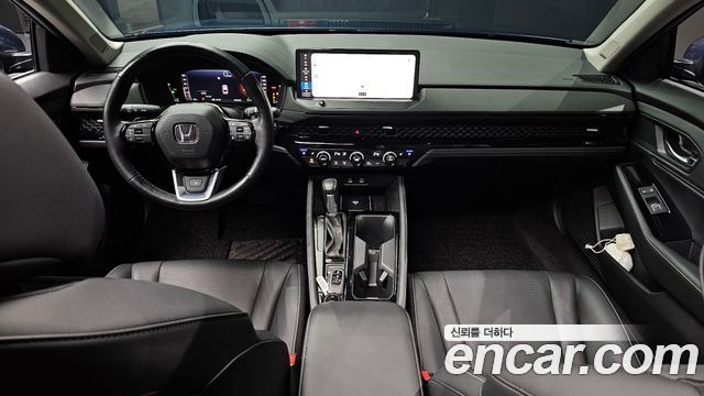 Honda Accord 2023 — photo 10