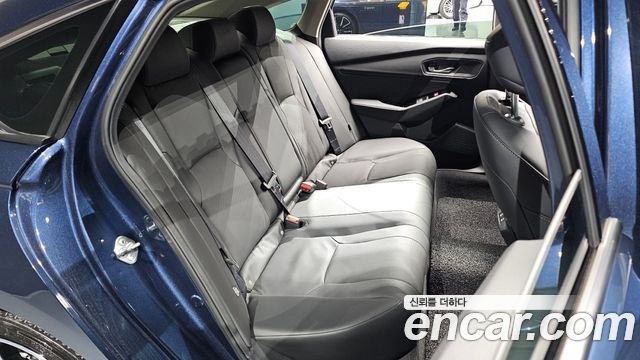 Honda Accord 2023 — photo 17