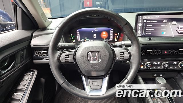 Honda Accord 2023 — photo 19