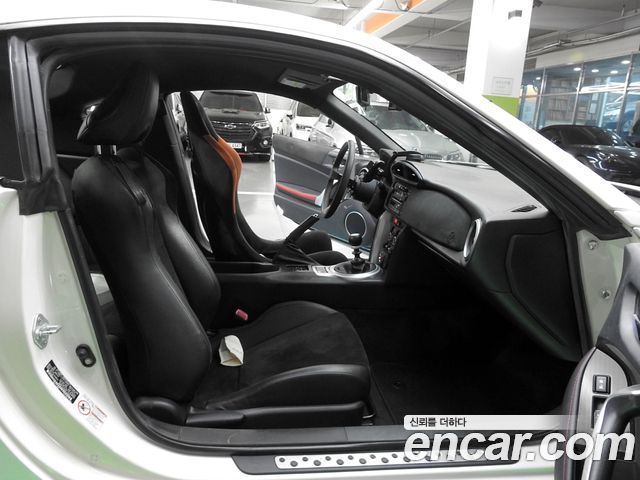 Toyota 86 2017 — photo 11