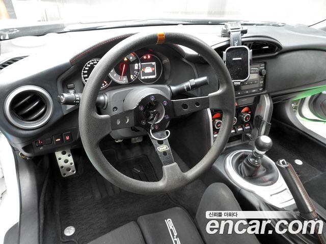 Toyota 86 2017 — photo 17
