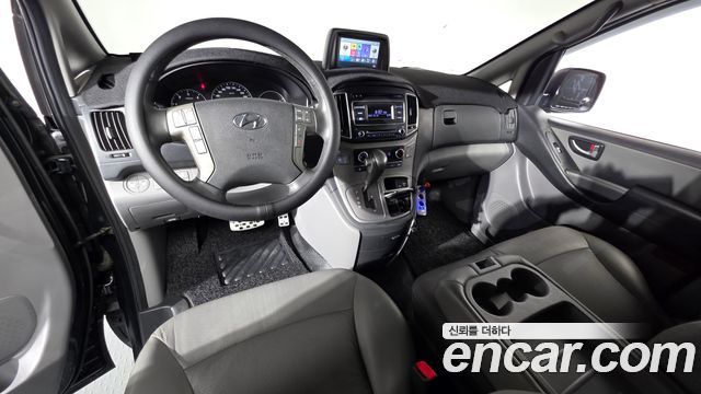 Hyundai Starex 2020 — photo 10