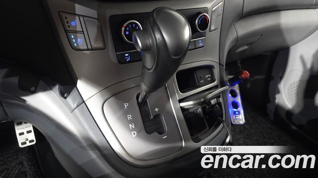 Hyundai Starex 2020 — photo 12
