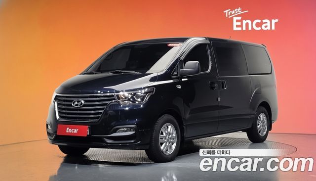Hyundai Starex 2020 — photo 1