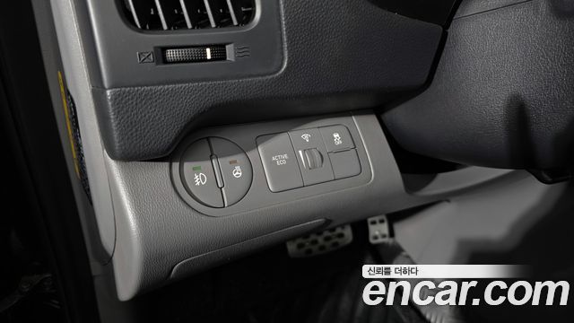 Hyundai Starex 2020 — photo 28
