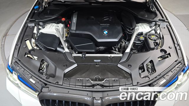 BMW 5-Series 2022 — photo 6