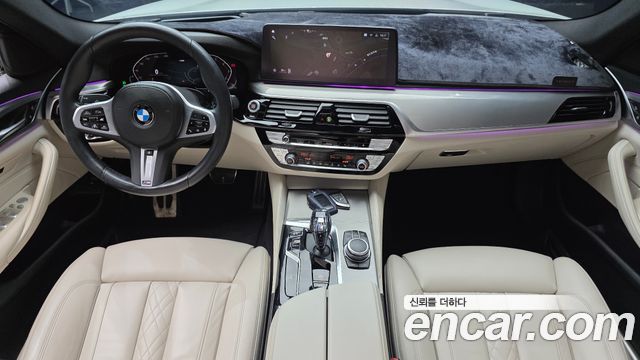 BMW 5-Series 2022 — photo 7