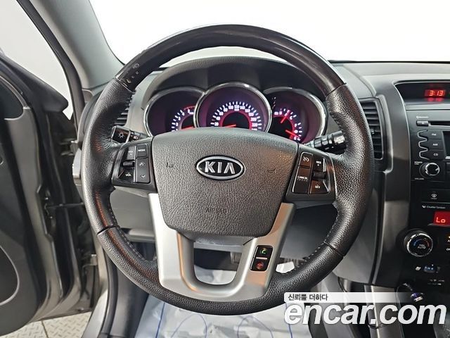 Kia Sorento 2011 — photo 9