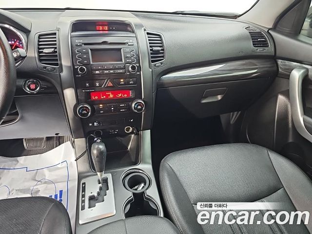 Kia Sorento 2011 — photo 10