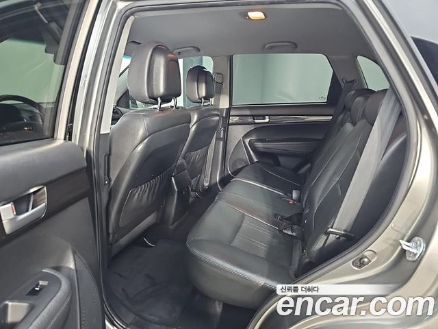 Kia Sorento 2011 — photo 12