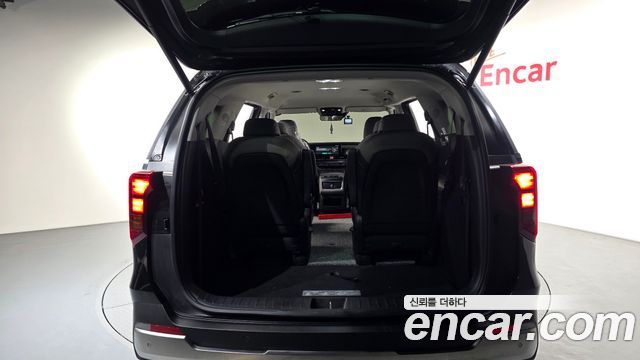 Kia Canival 2025 — photo 23