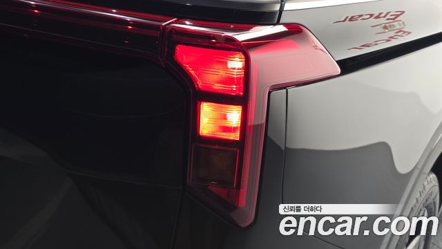 Kia Canival 2025 — photo 9