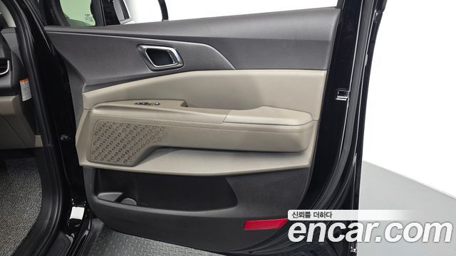 Kia Canival 2025 — photo 14