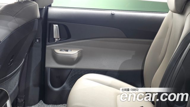 Kia Canival 2025 — photo 15