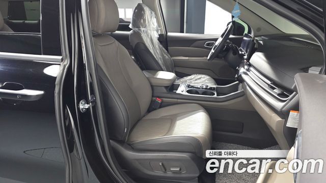 Kia Canival 2025 — photo 16