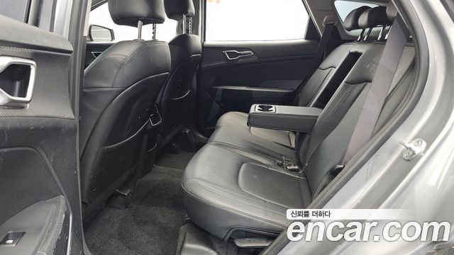 Kia Sportage 2022 — photo 11