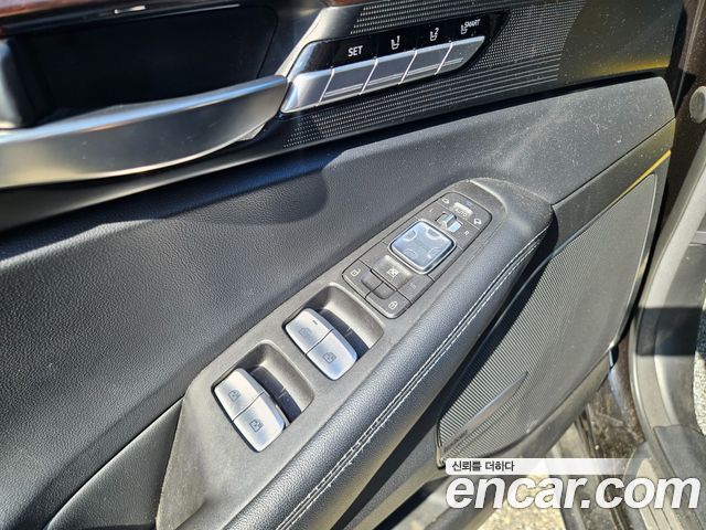 Genesis EQ900 2018 — photo 5