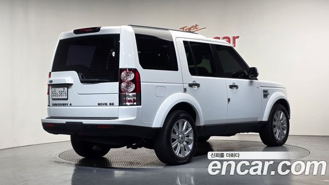 Land Rover Discovery 2013 — photo 2