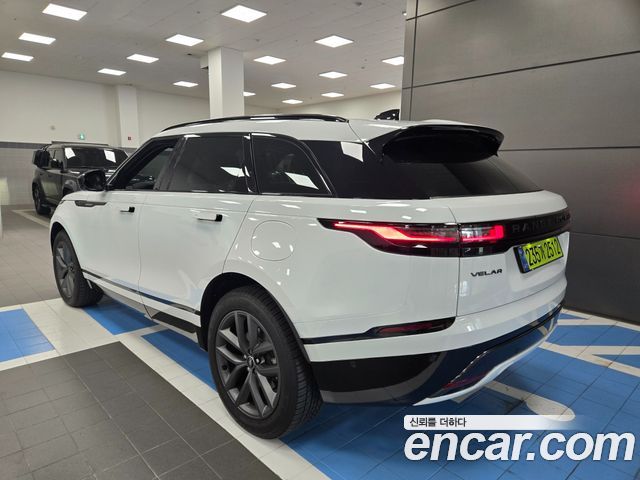Land Rover Range Rover Velar 2026 — photo 2