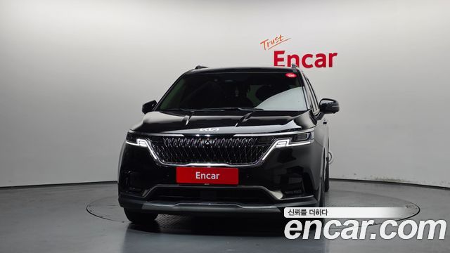 Kia Canival 2023 — photo 3