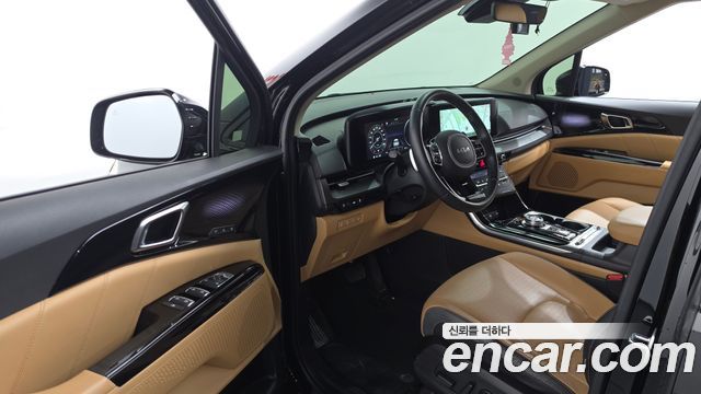 Kia Canival 2023 — photo 13