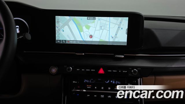 Kia Canival 2023 — photo 19