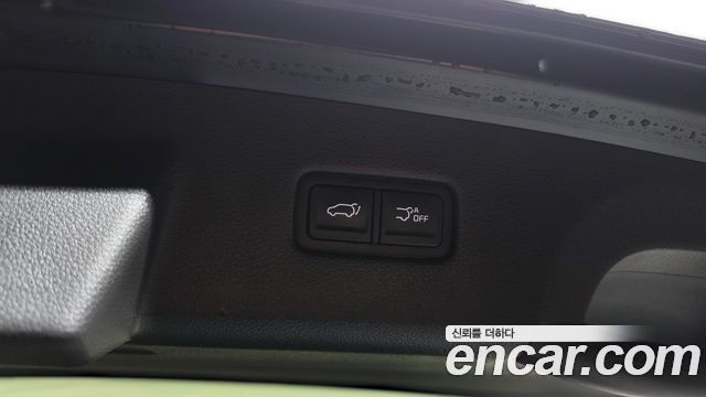 Kia Canival 2023 — photo 23