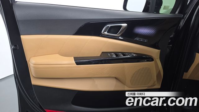 Kia Canival 2023 — photo 14