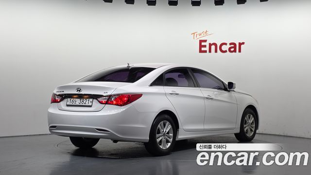 Hyundai Sonata 2012 — photo 2