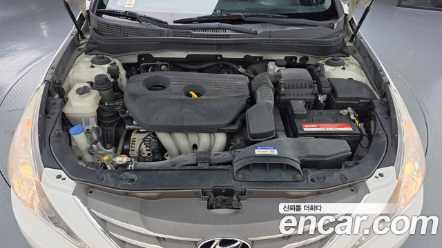 Hyundai Sonata 2012 — photo 6
