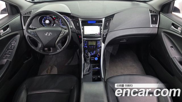 Hyundai Sonata 2012 — photo 10