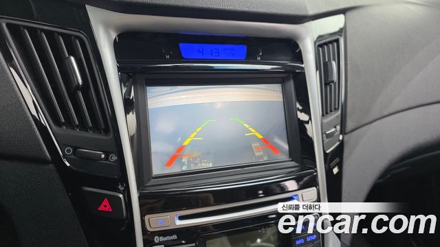 Hyundai Sonata 2012 — photo 22