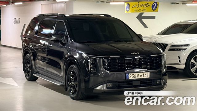 Kia Canival 2025 — photo 1