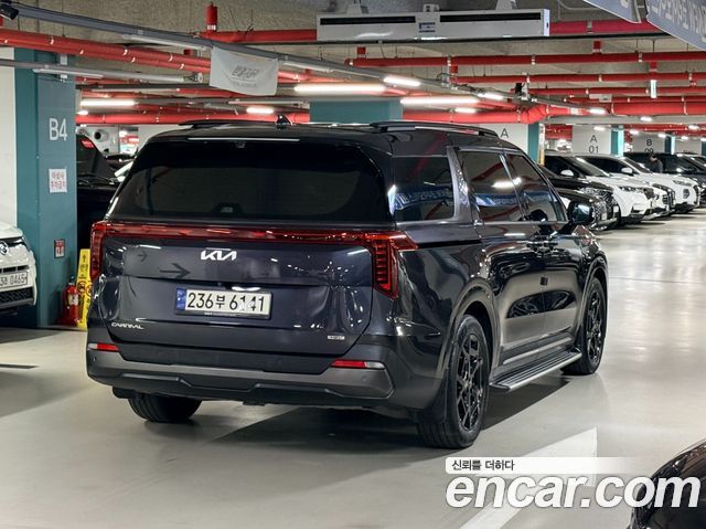 Kia Canival 2025 — photo 4