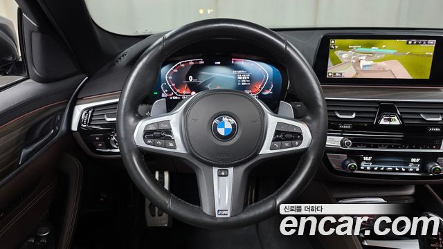 BMW 5-Series 2020 — photo 21