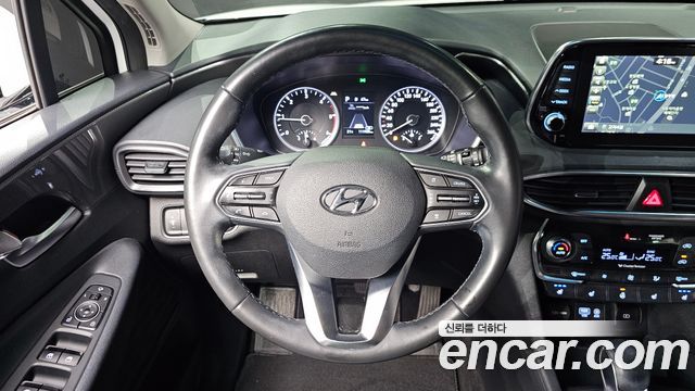 Hyundai Santafe 2019 — photo 12