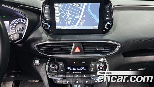 Hyundai Santafe 2019 — photo 13