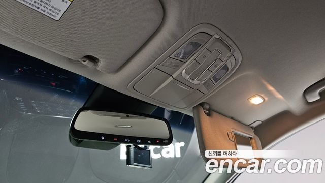 Hyundai Santafe 2019 — photo 16