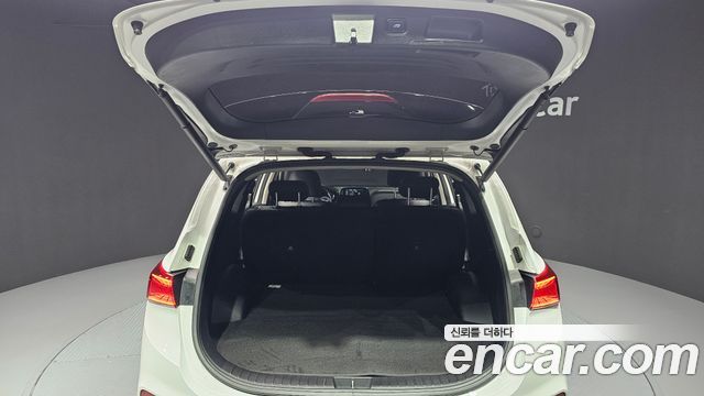 Hyundai Santafe 2019 — photo 19