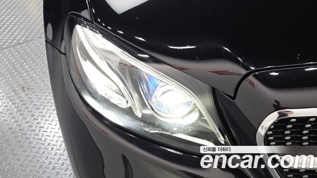 Mercedes-Benz E-Class 2019 — photo 8